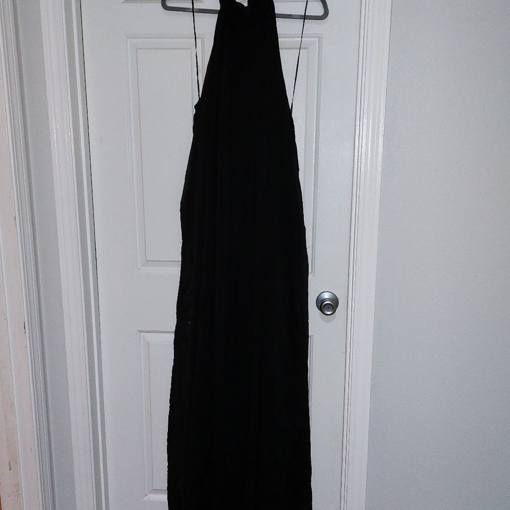 NWT 1Xl fashion nova flowing halter jumpsuit
